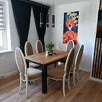Apartment Holender House 6 Plaz W Zasiegu