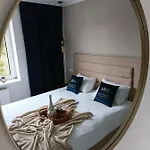 Apartment Holender House 6 Plaz W Zasiegu