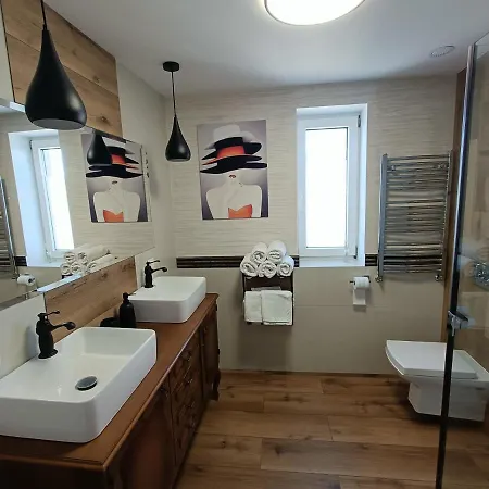 Holender House 6 Plaz W Zasiegu