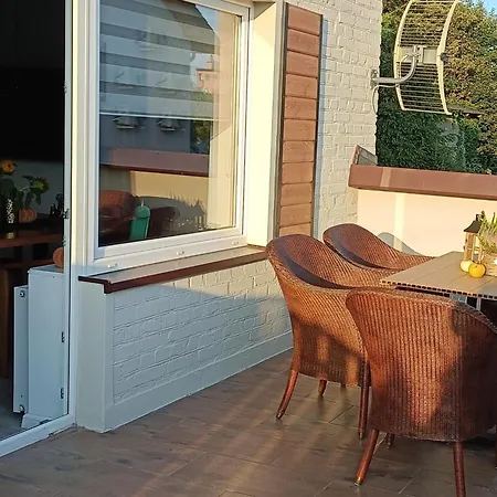 Holender House 6 Plaz W Zasiegu Apartamento Choczewo
