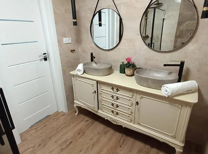 Holender House 6 Plaz W Zasiegu Lägenhet